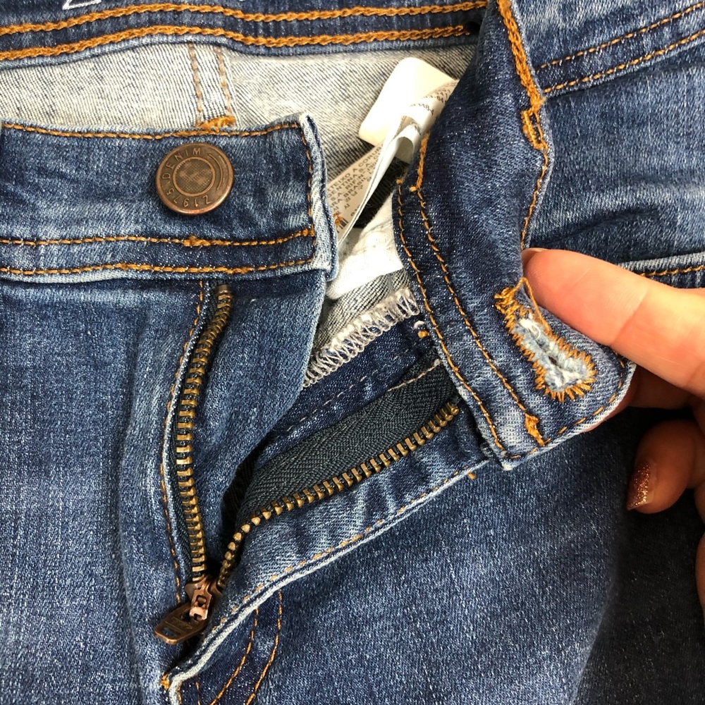 Zara Basic Z1975 Medium Wash Skinny Jeans - Picture 5 of 10